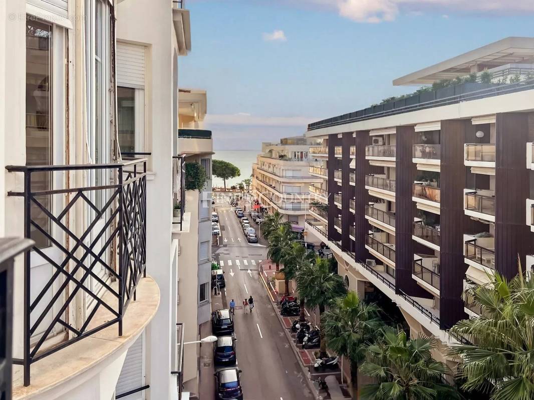 Appartement à CANNES