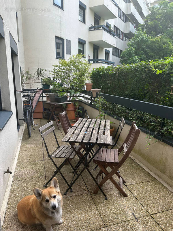 Appartement à PARIS-19E