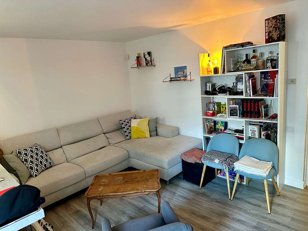 Appartement à PARIS-19E