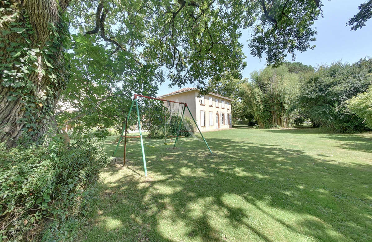 Maison à MONTAUBAN