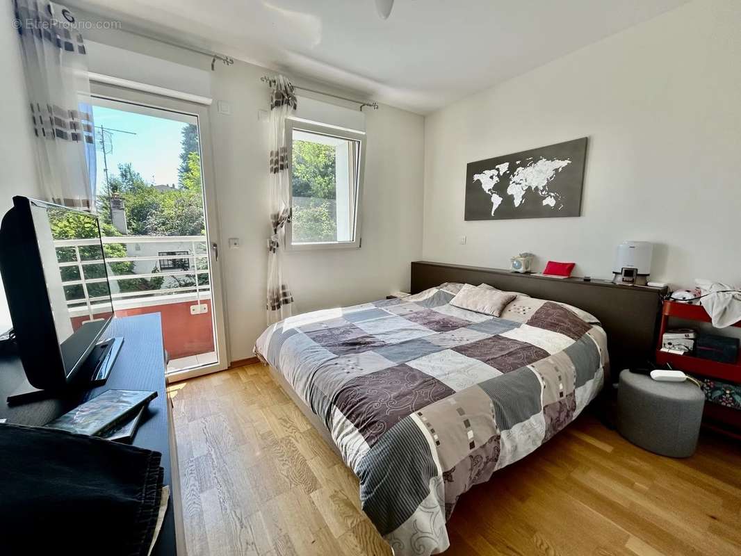 Appartement à EVIAN-LES-BAINS