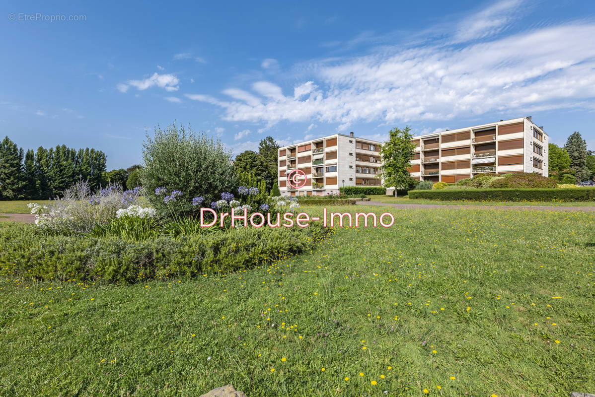 Appartement à NOISY-LE-ROI