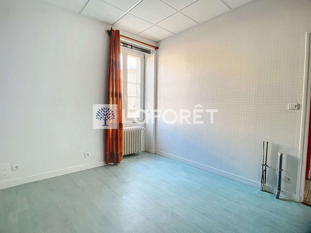 Appartement à SECONDIGNY