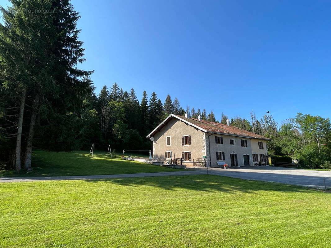 Maison à CHAUX-DES-PRES