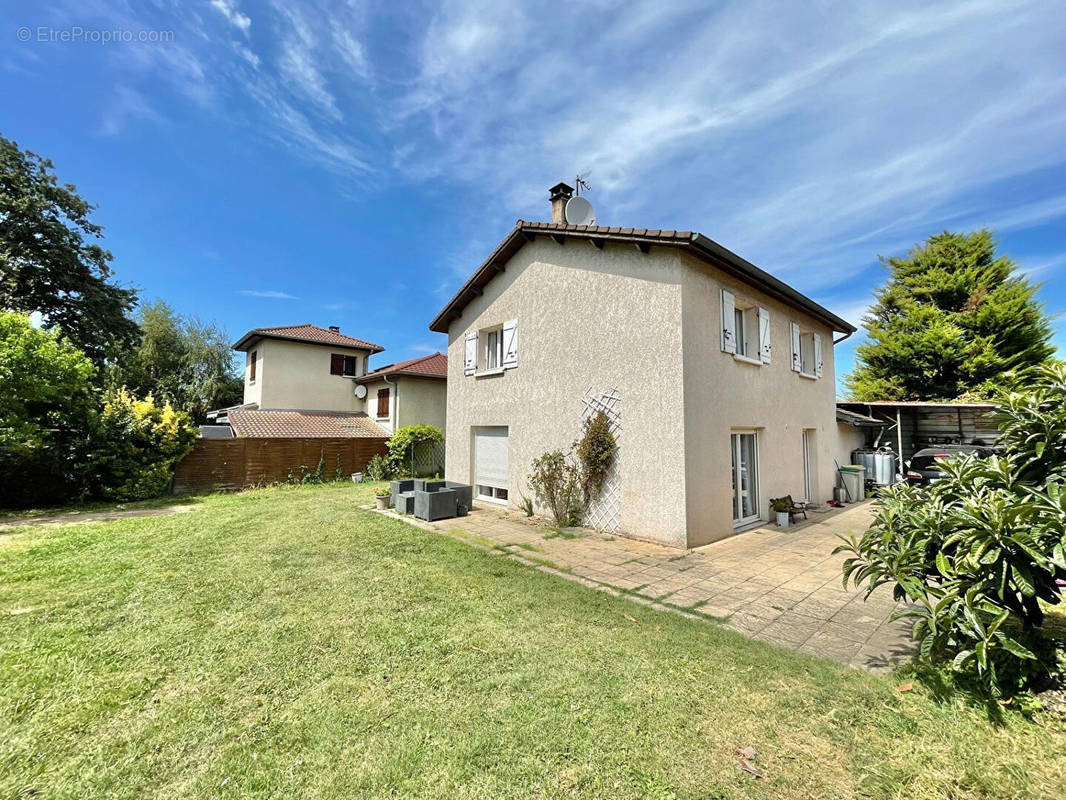 Maison à BOURGOIN-JALLIEU