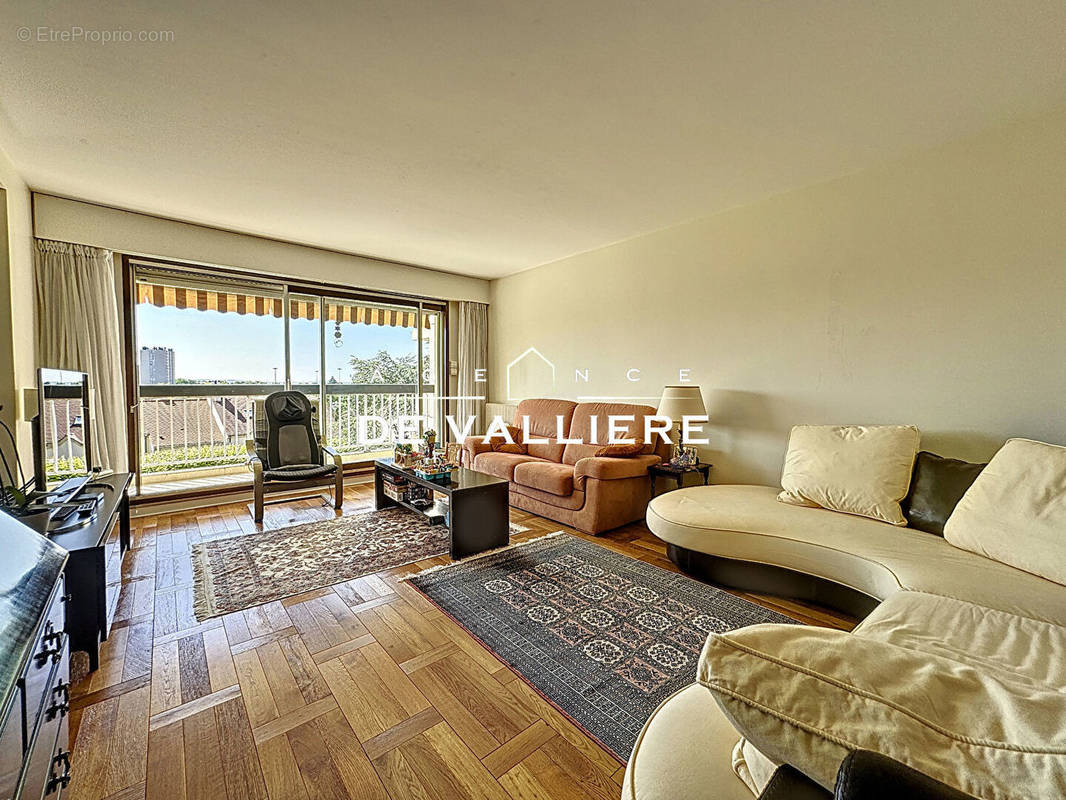 Appartement à RUEIL-MALMAISON