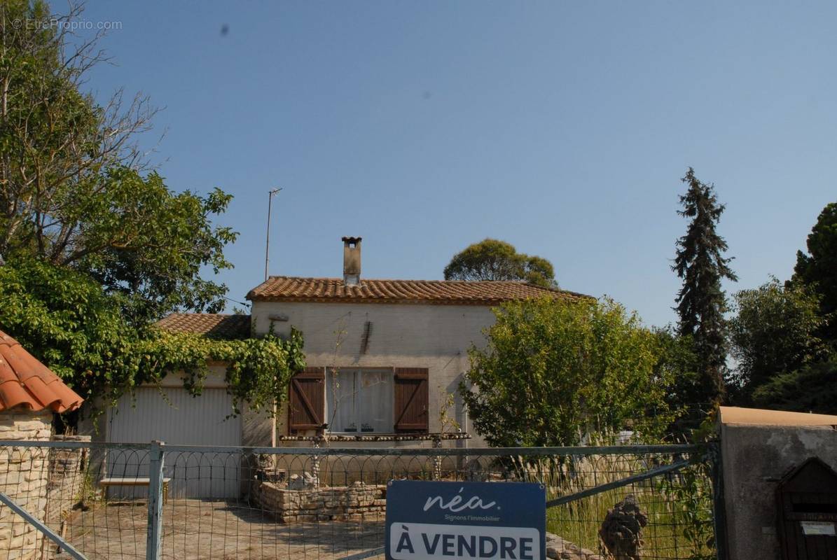 Maison à MAUGUIO