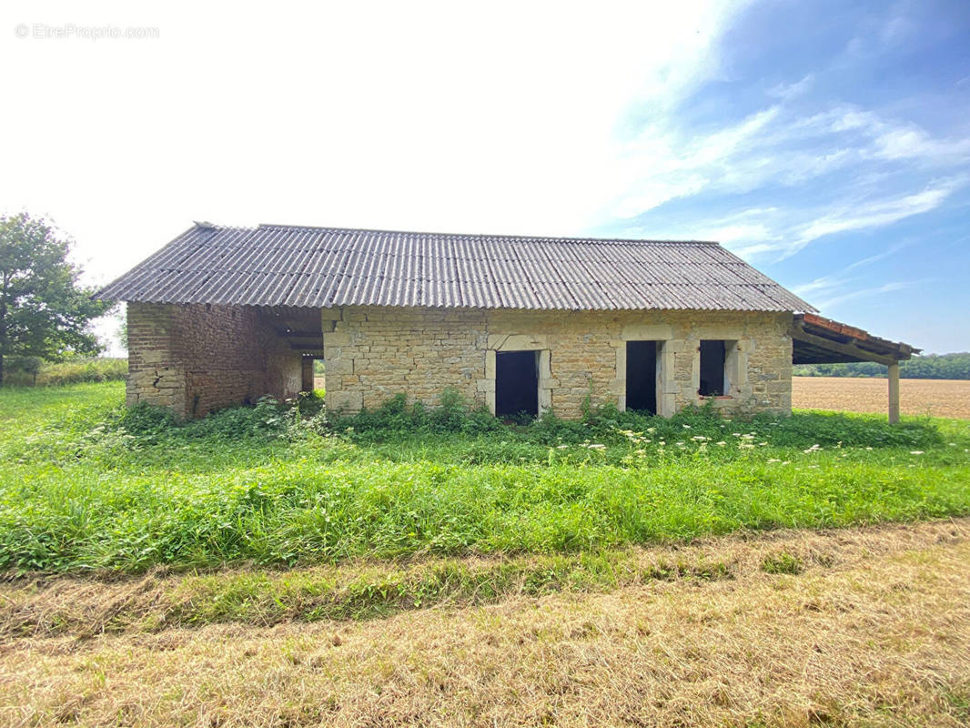 Autre à BEAUREPAIRE-EN-BRESSE