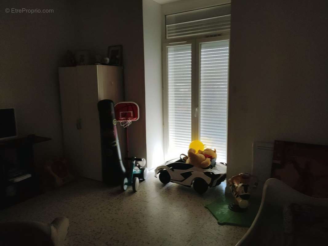 Appartement à THEZAN-LES-BEZIERS