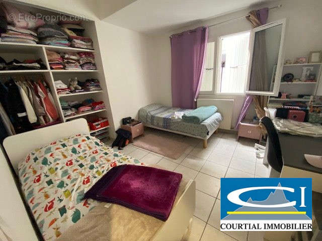 Appartement à TOURNON-SUR-RHONE