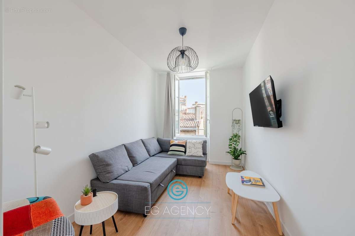 Appartement à MARSEILLE-2E