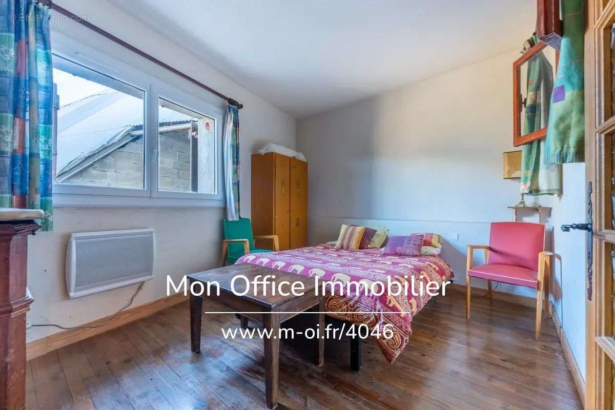 Appartement à CHATEAUROUX-LES-ALPES