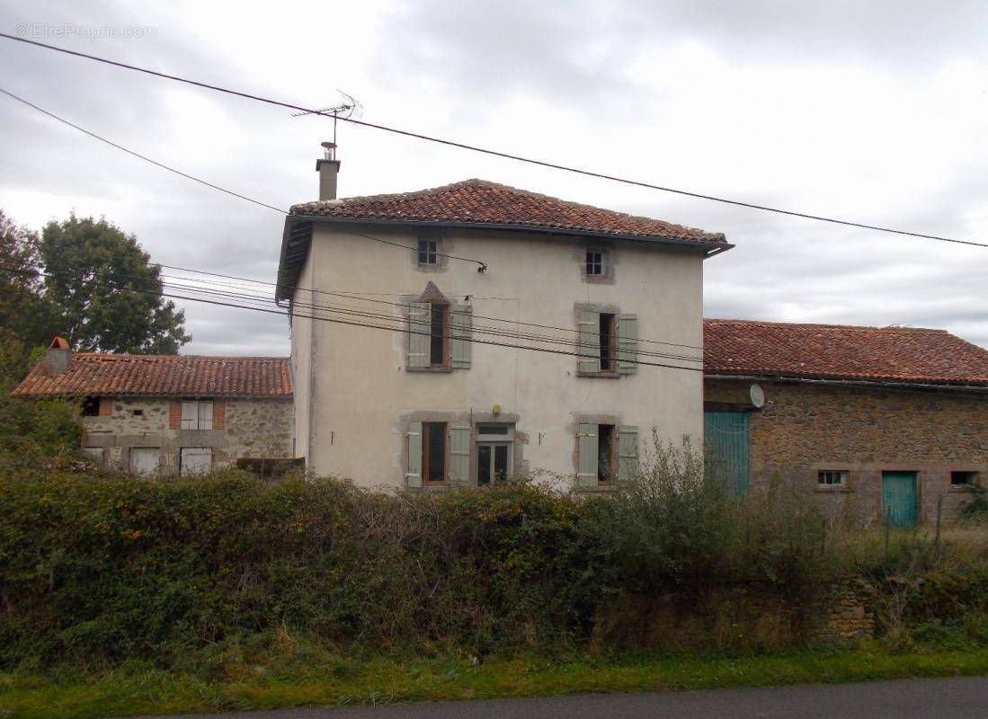 Maison à SAINT-MATHIEU