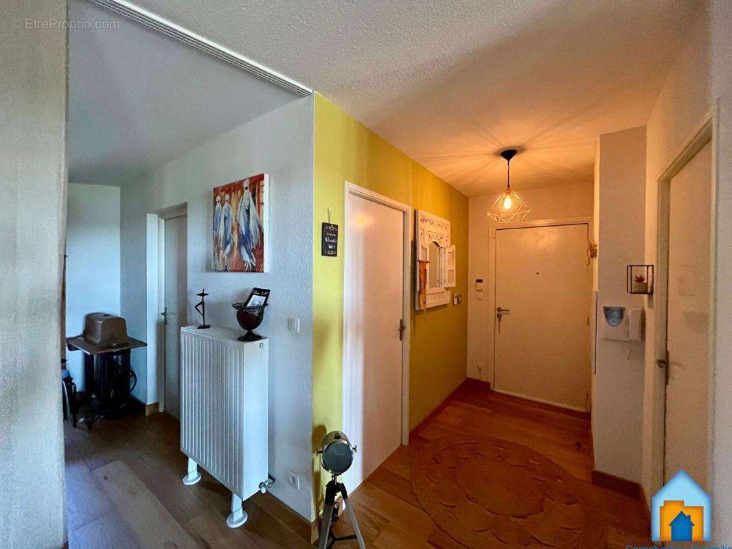 Appartement à CORNEBARRIEU