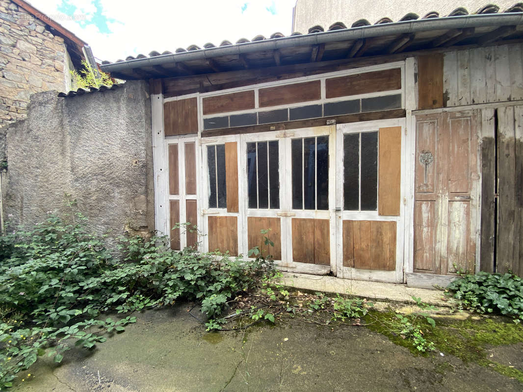 Appartement à SAINT-JUST-EN-CHEVALET