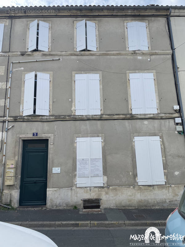 Appartement à COGNAC