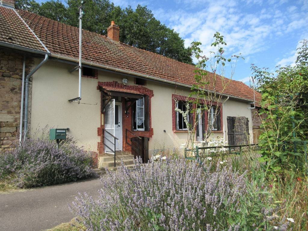 Maison à JOUEY