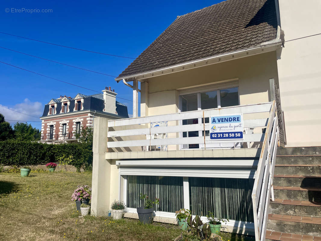 Appartement à DIVES-SUR-MER