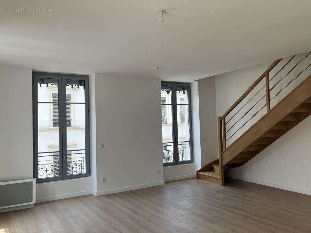 Appartement à LYON-6E