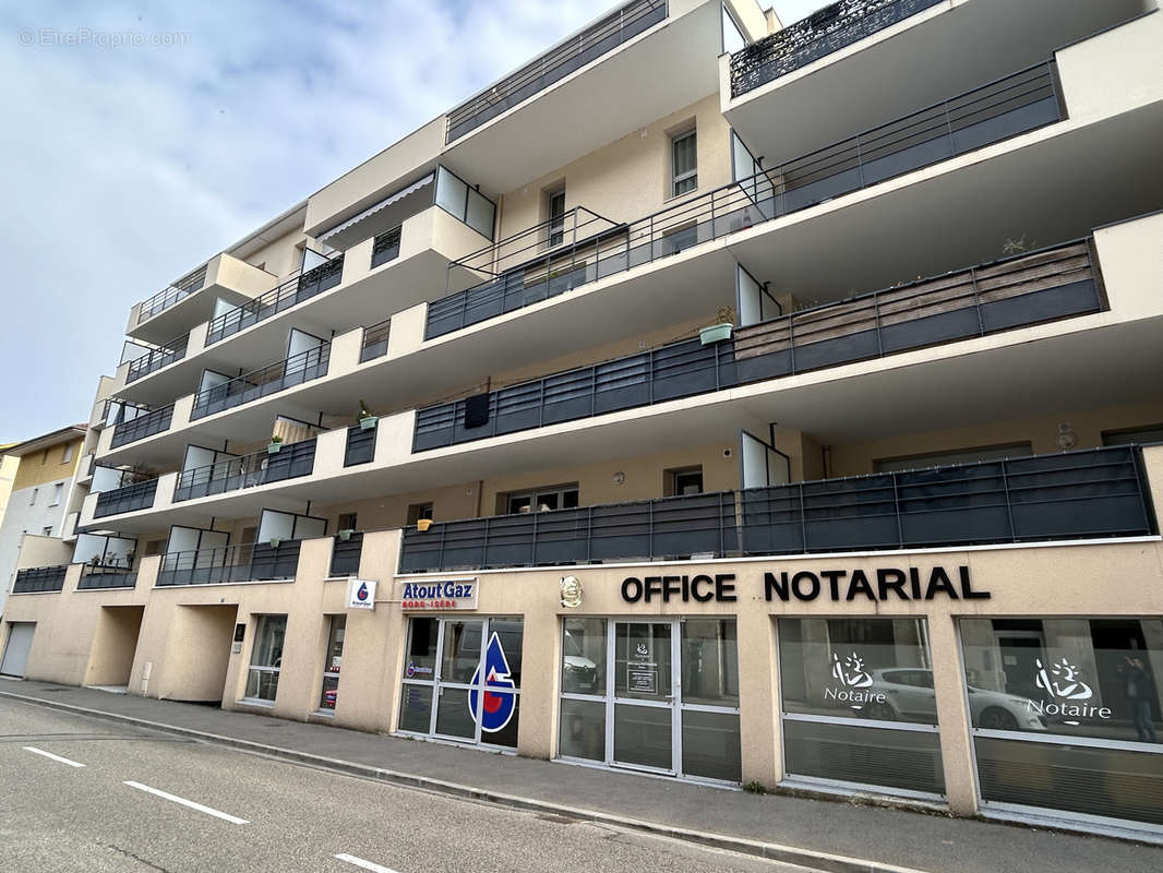 Appartement à BOURGOIN-JALLIEU