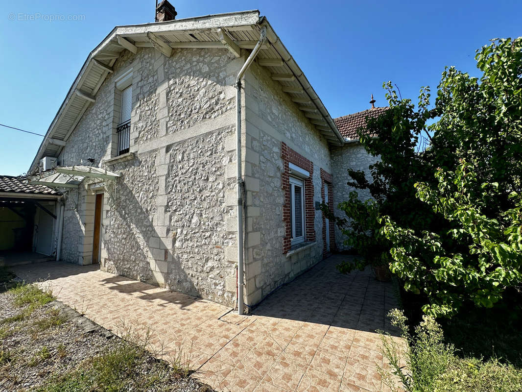 Appartement à VILLENEUVE-SUR-LOT