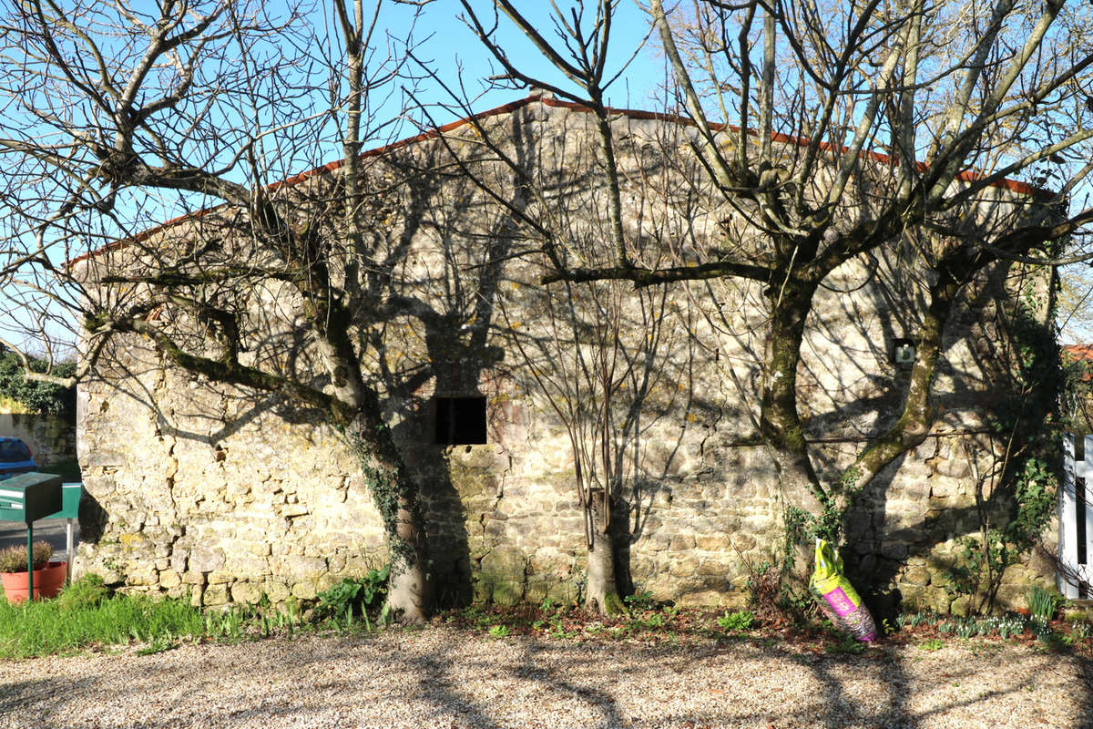 Maison à SAINT-SAVINIEN