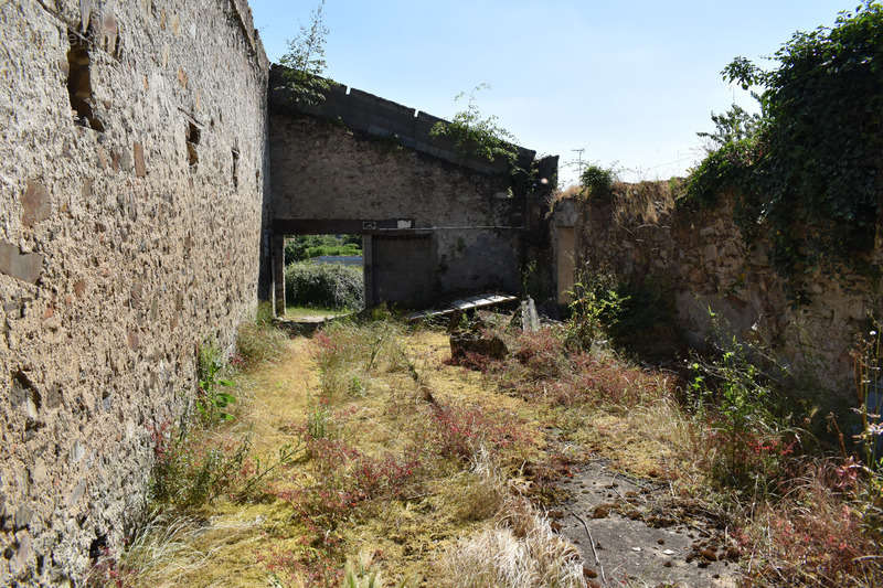 Terrain à COURLAY