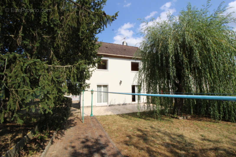 Maison à CHATELLERAULT