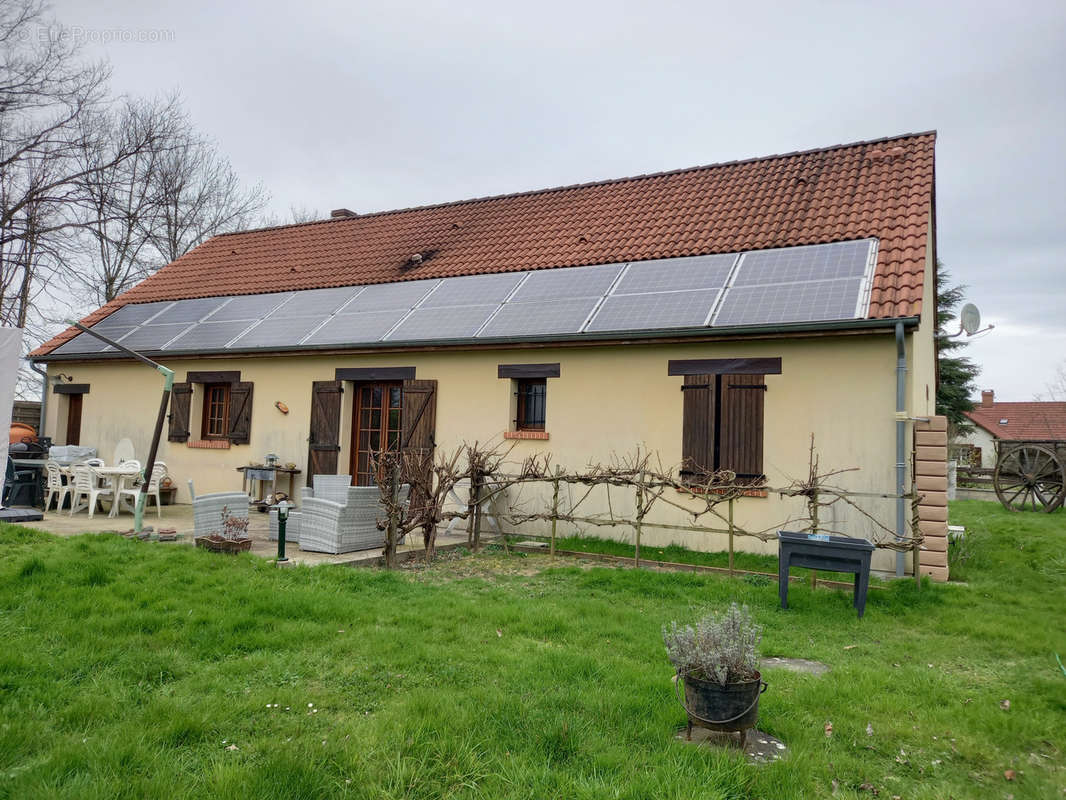 Maison à MERY-ES-BOIS