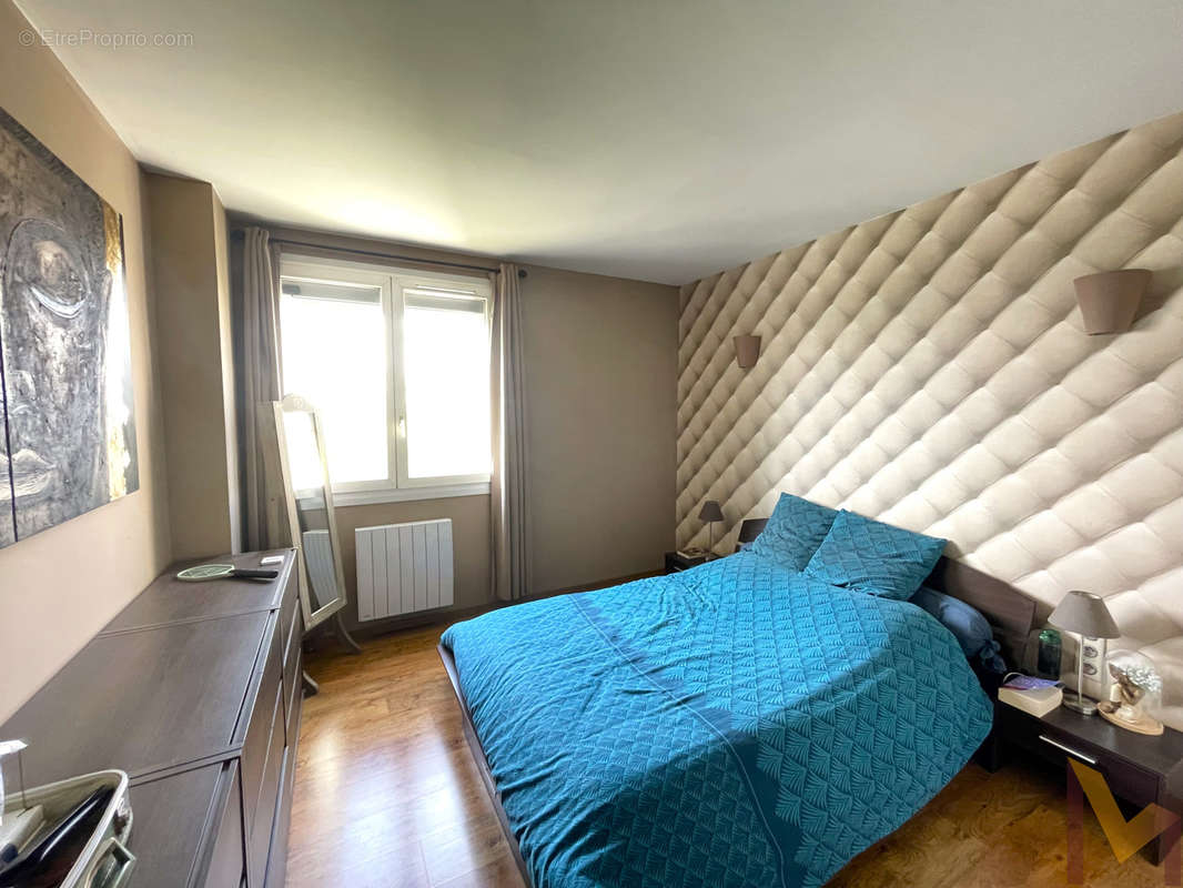 Appartement à NEUILLY-PLAISANCE