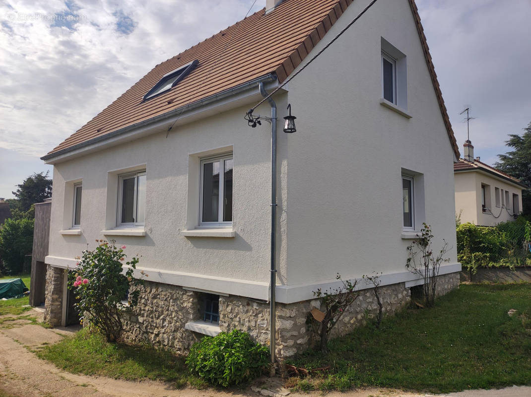 Maison à DOURDAN