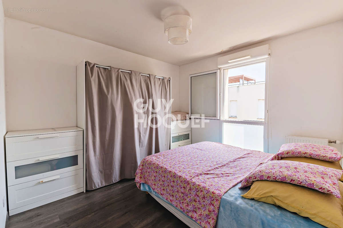 Appartement à MEYZIEU