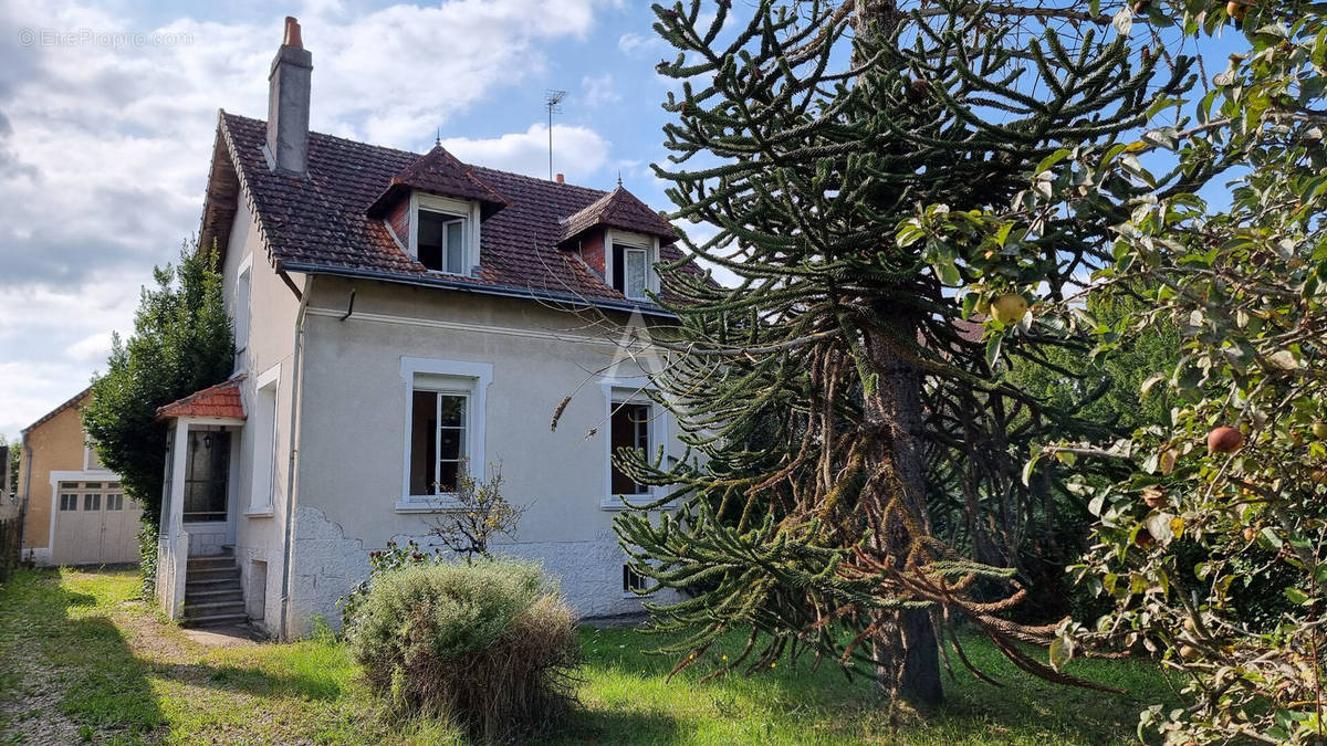 Maison à SELLES-SUR-CHER