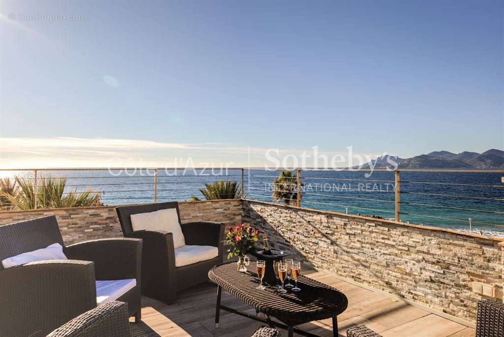 Appartement à CANNES