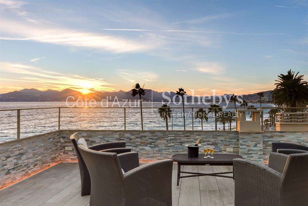 Appartement à CANNES