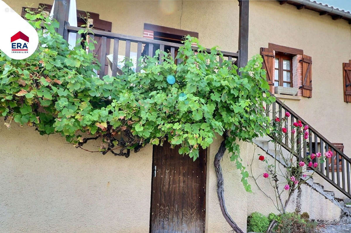 Maison à BAGNAC-SUR-CELE