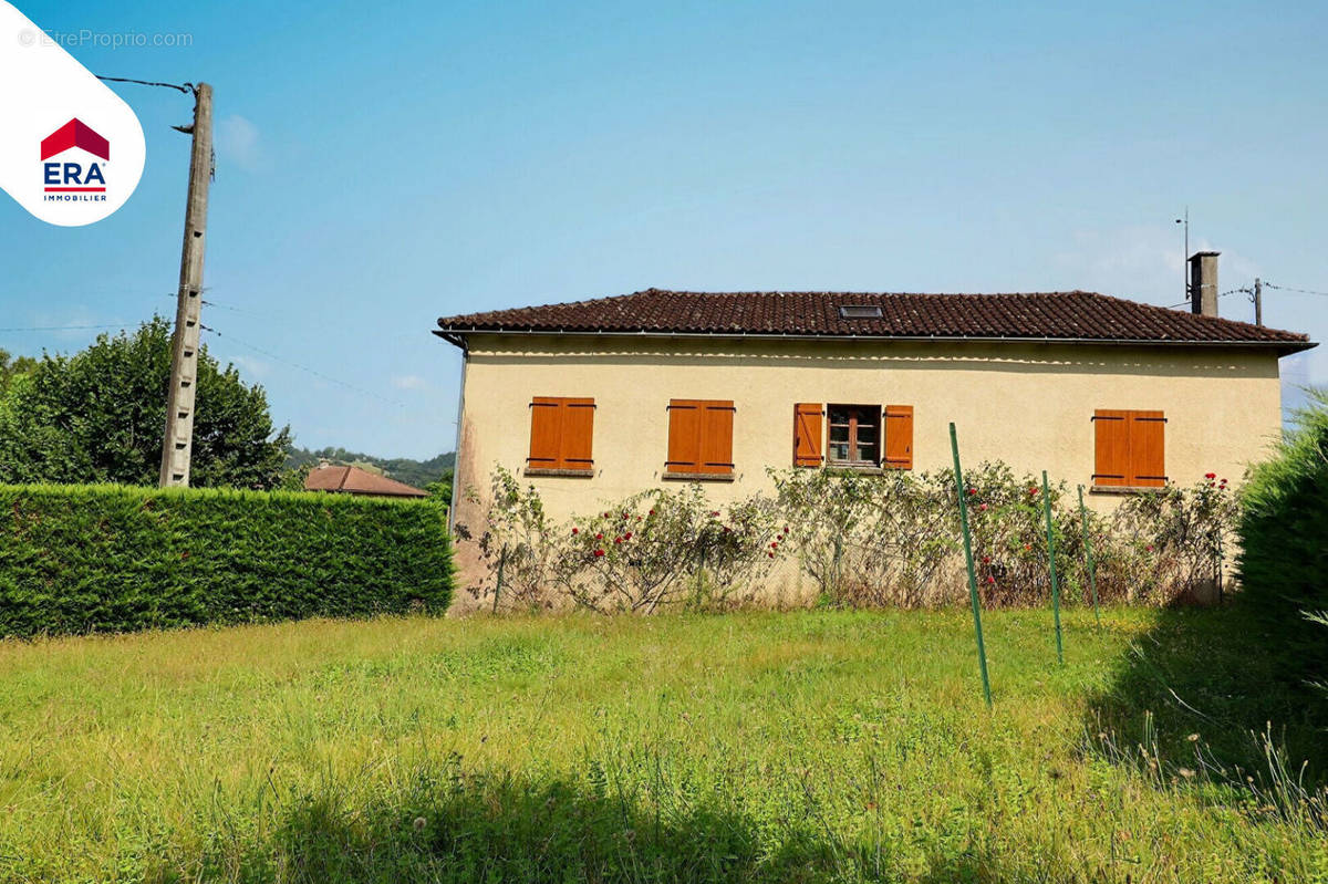 Maison à BAGNAC-SUR-CELE