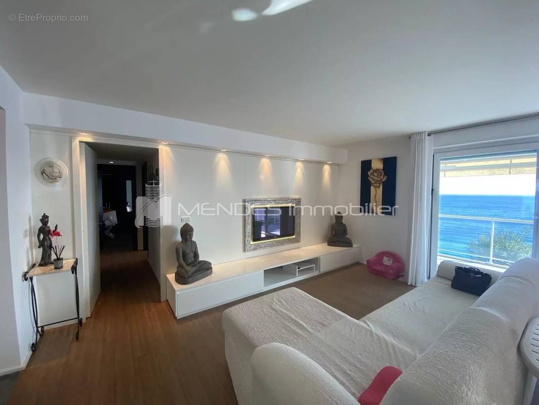 Appartement à ROQUEBRUNE-CAP-MARTIN