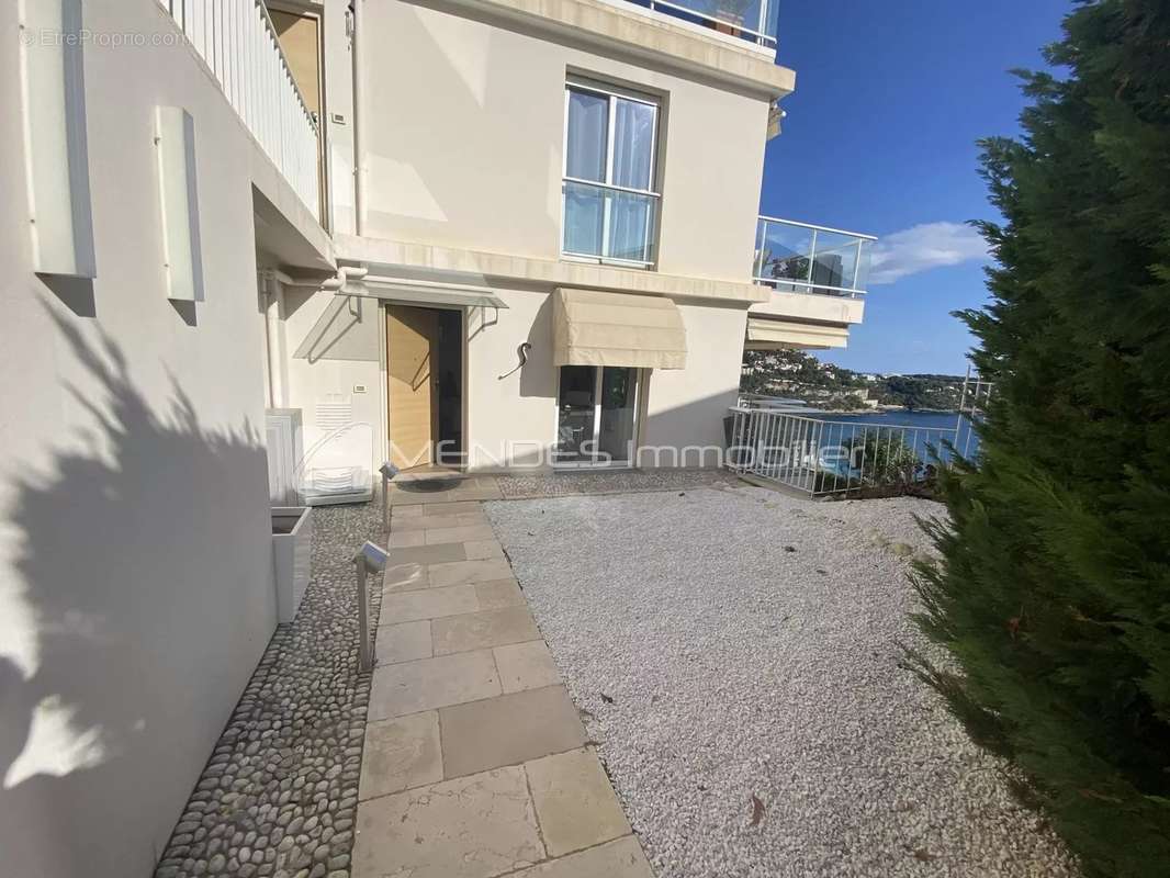 Appartement à ROQUEBRUNE-CAP-MARTIN