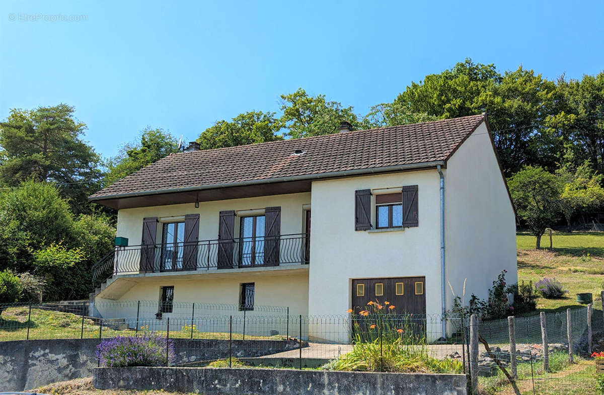 Maison à PREMERY