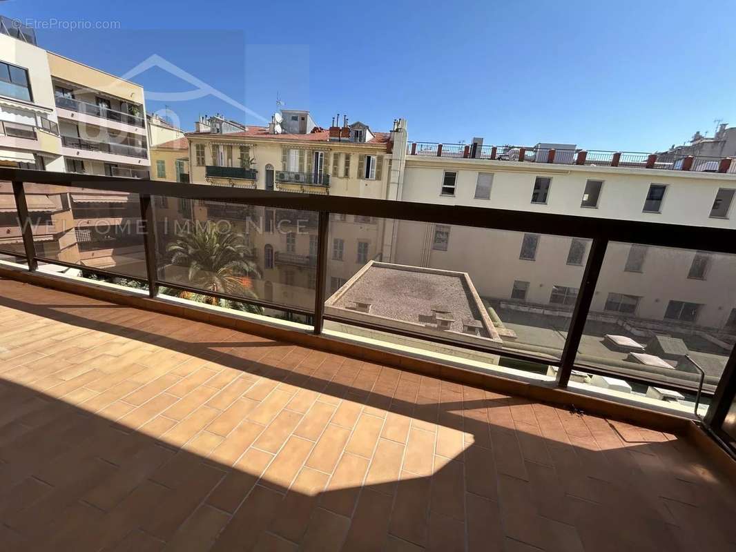 Appartement à NICE