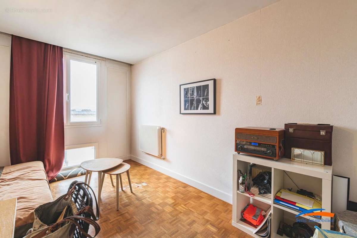   - Appartement à REIMS