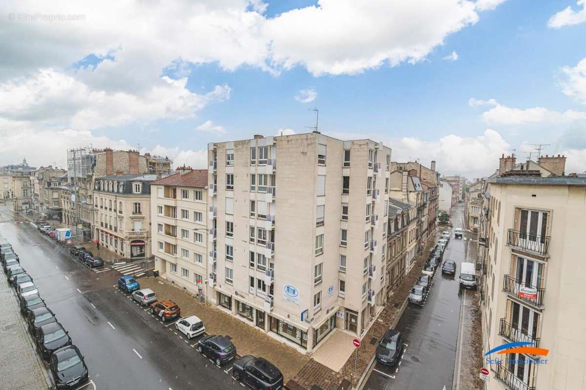   - Appartement à REIMS