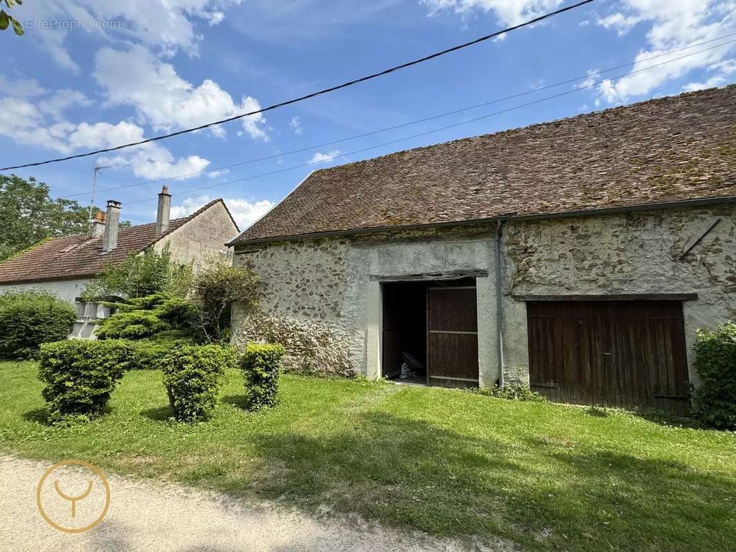 Maison à PONT-SUR-SEINE