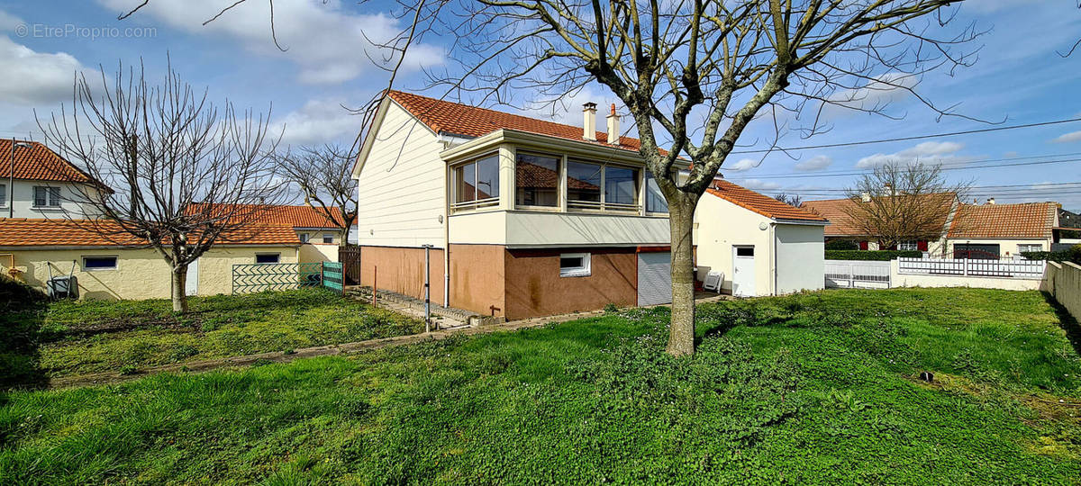 Maison à LES SORINIERES