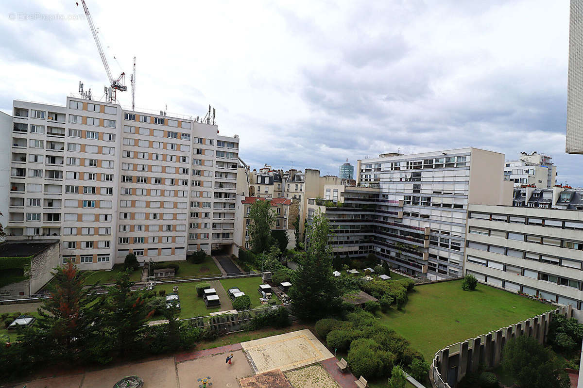 Appartement à PARIS-15E