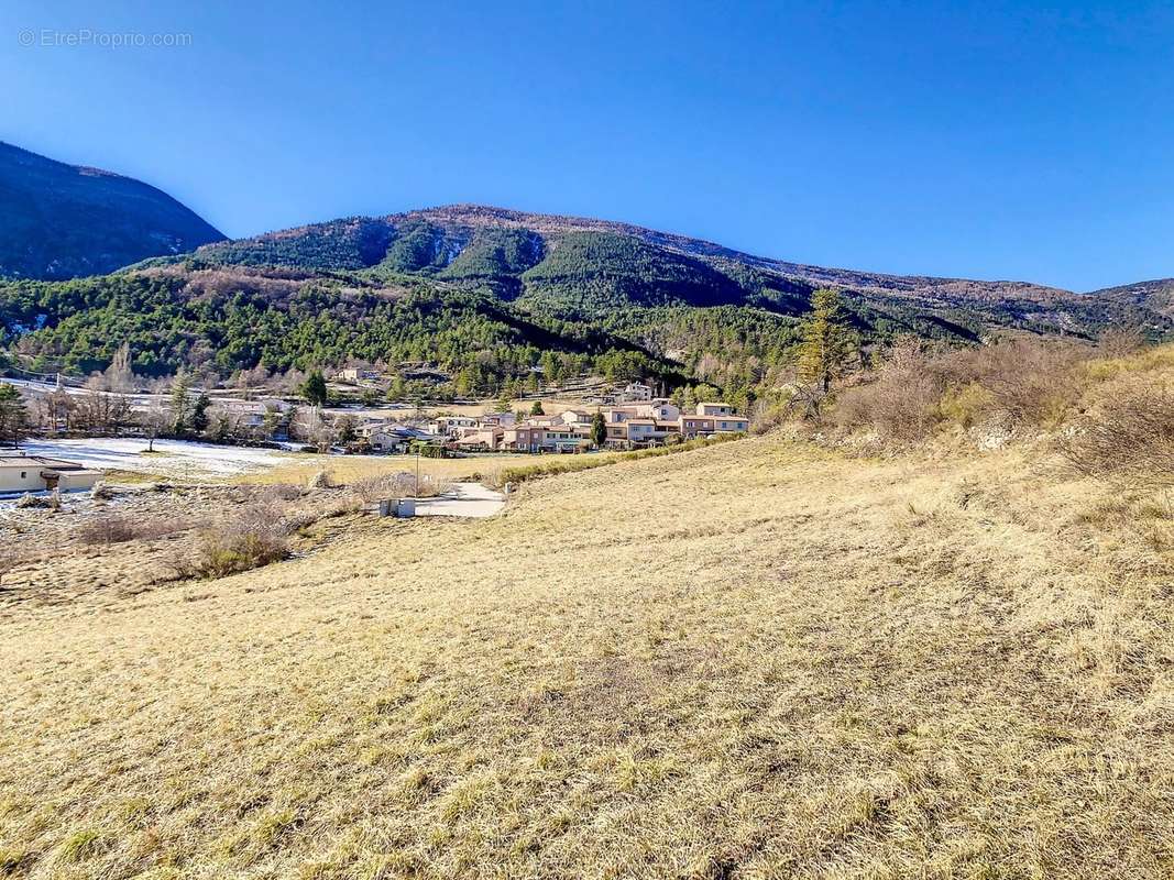 Terrain à ANNOT