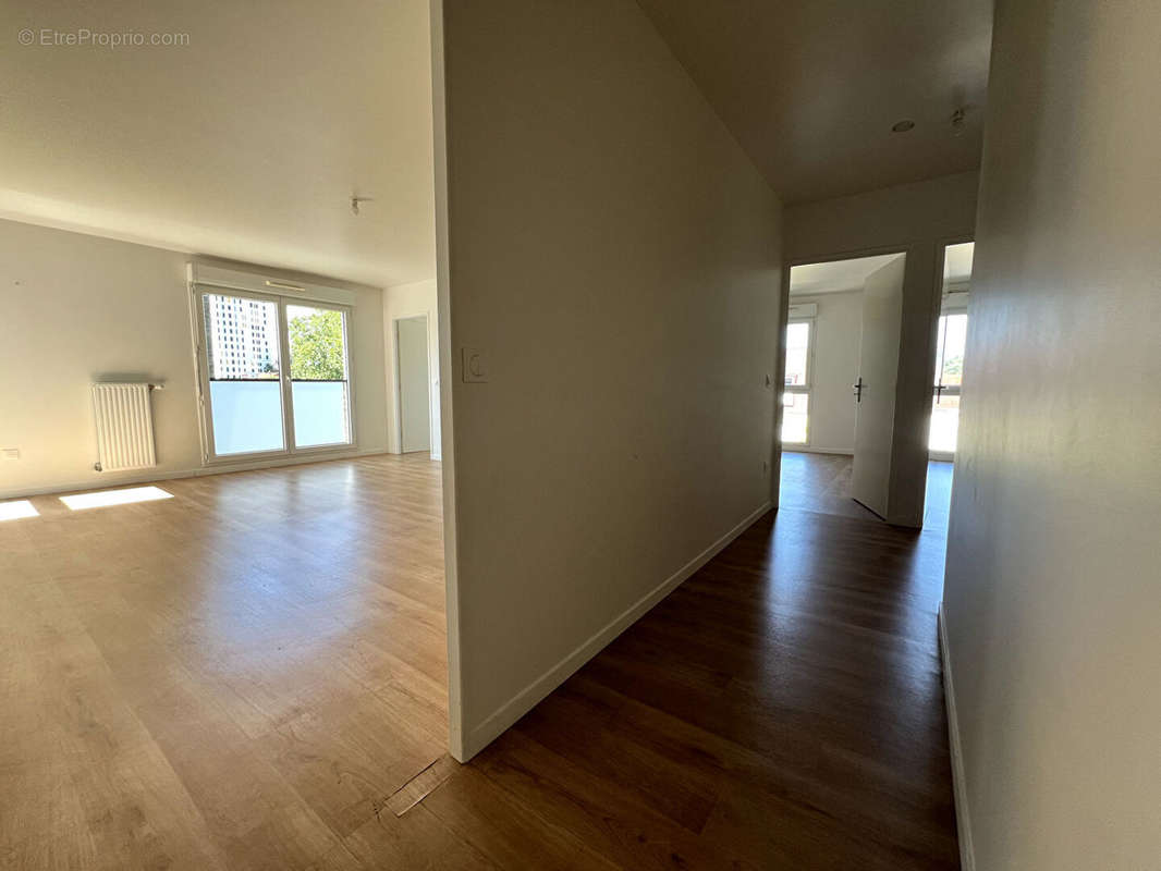 Appartement à NANTERRE