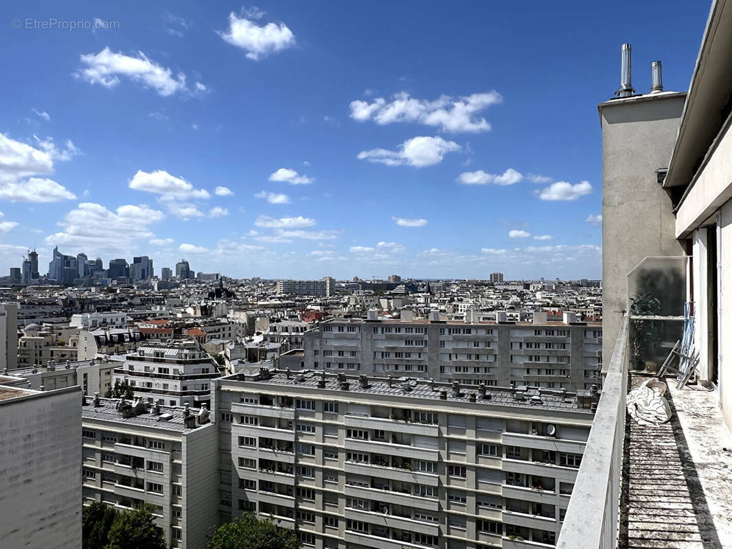 Appartement à LEVALLOIS-PERRET