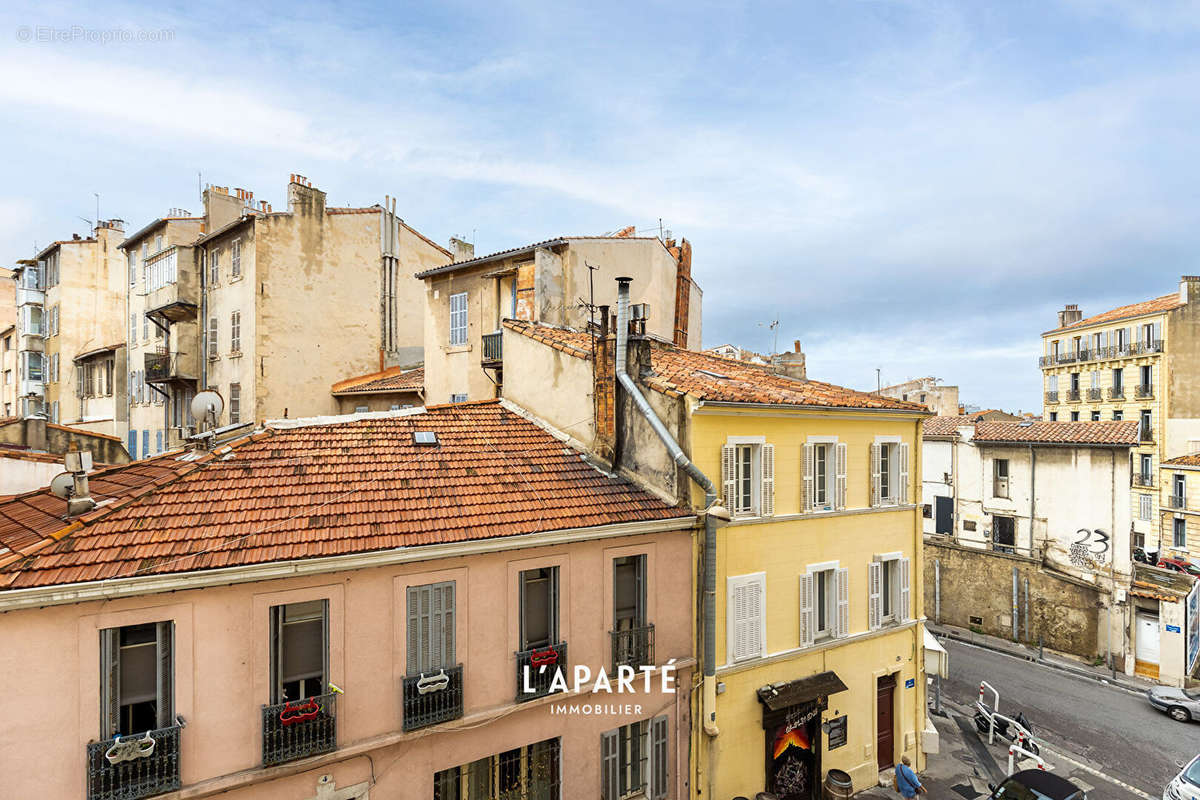 Appartement à MARSEILLE-7E